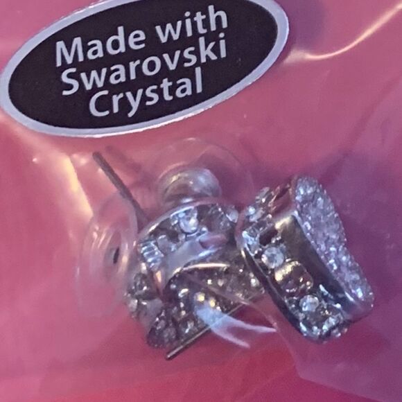 Swarovski crystal heart stud earrings - Picture 2 of 3